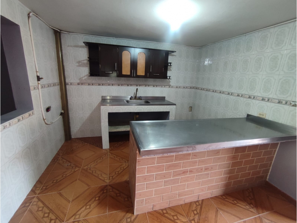 CASA MANRIQUE CERCA I.E. SAN JUAN BAUTISTA — foto 3
