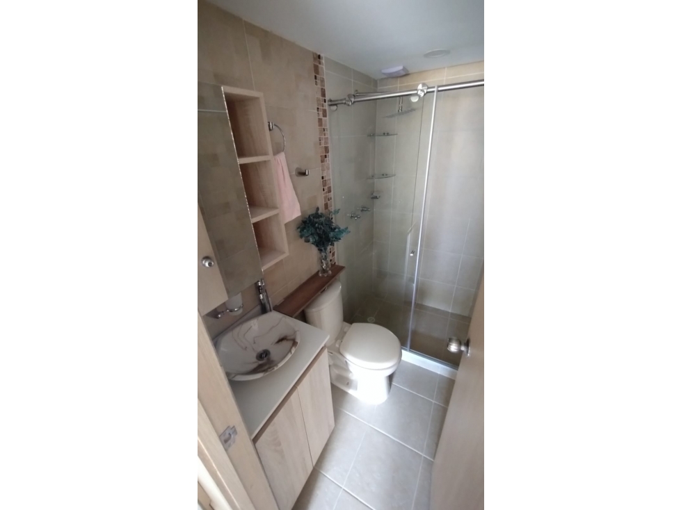 APARTAMENTO ROBLEDO CERCA I.E. ALFONSO UPEGUI OROZCO — foto 5