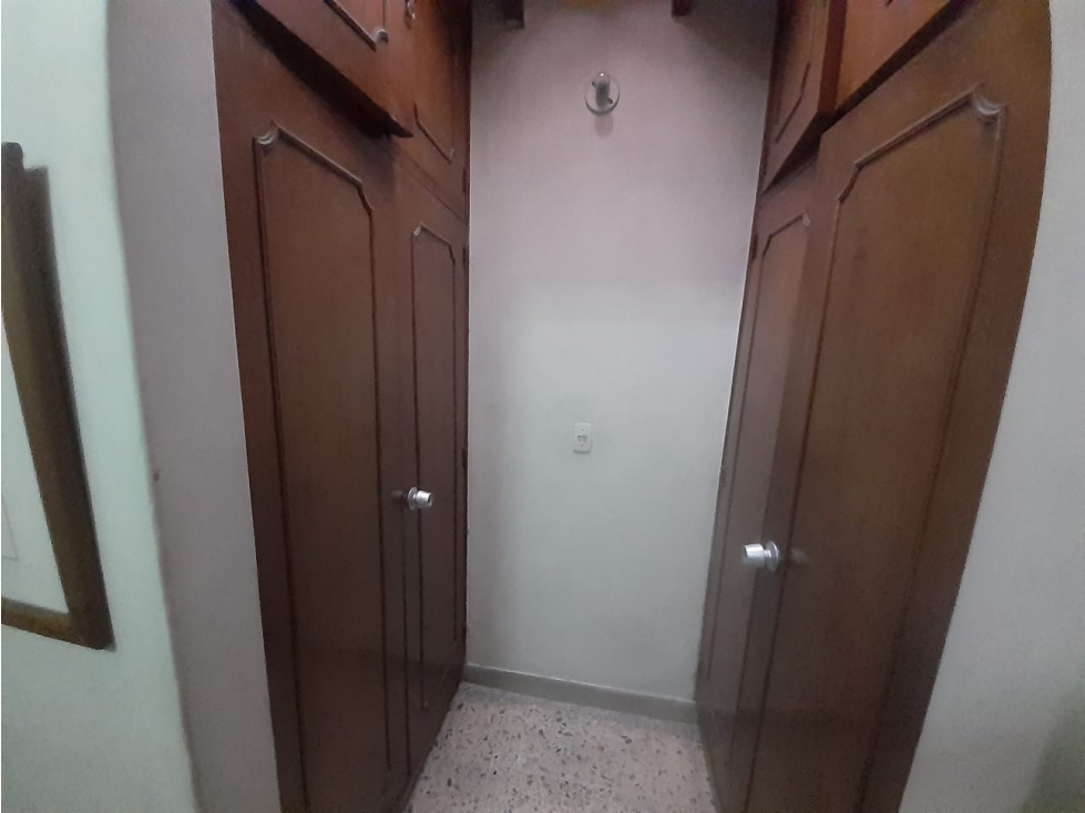 CASA CALASANZ CERCA MALL MIXY — foto 3