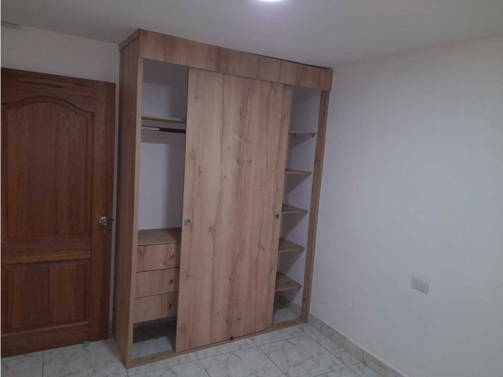 APARTAMENTO ROBLEDO CERCA ESCUELA SANTA MARGARITA — foto 4