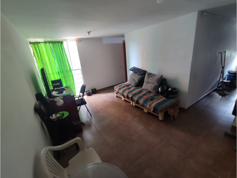 APARTAMENTO BELLO CERCA IGLESIA GORETTI