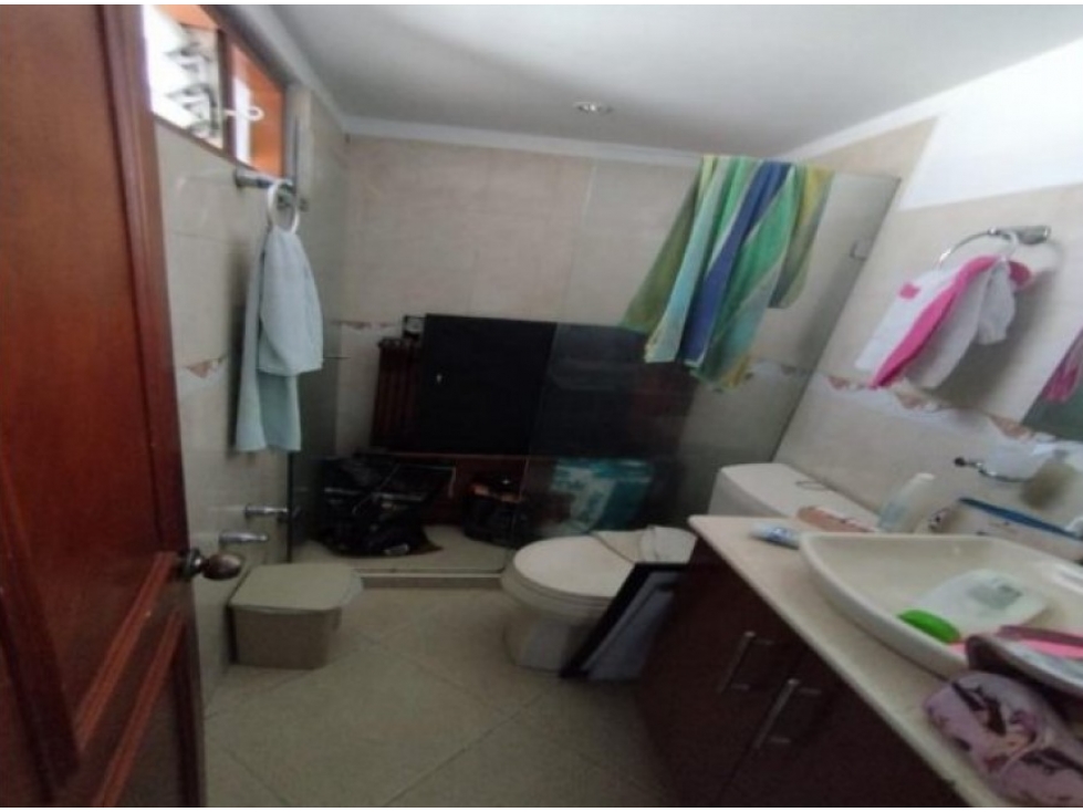 APARTAMENTO TERCER PISO CALASANZ CERCA AV. 80 — foto 5