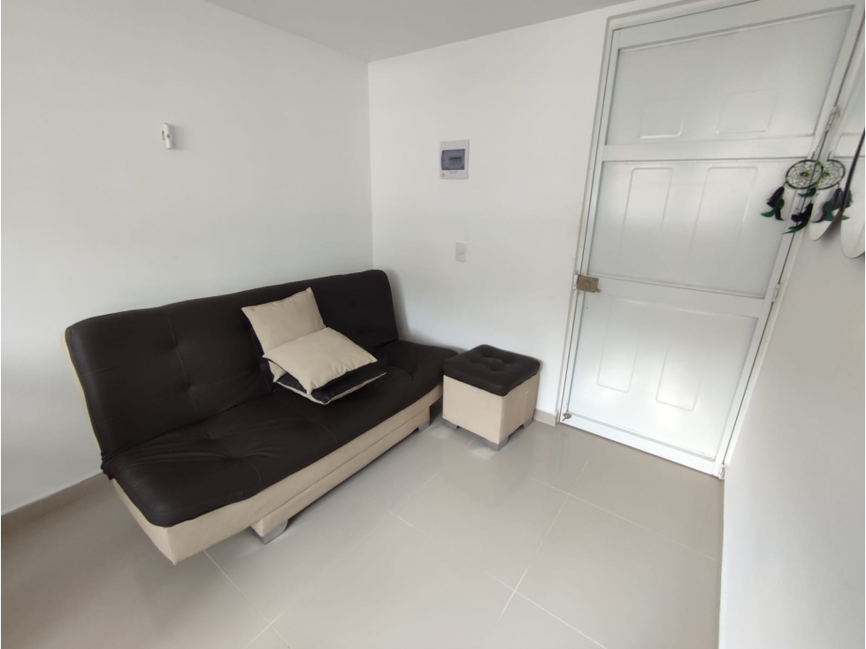 APARTAMENTO ROBLEDO CERCA I.E. ALFONSO UPEGUI OROZCO — foto 2