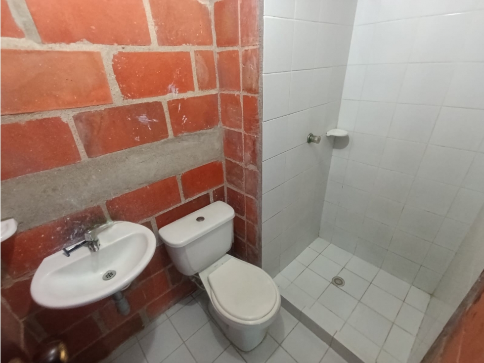 APARTAMENTO ROBLEDO CERCA LOS ROBLES 2 — foto 5