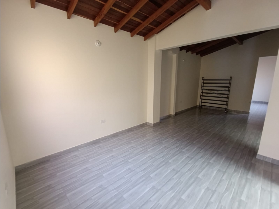 APARTAMENTO BELLO CERCA AUTOPISTA NORTE — foto 4