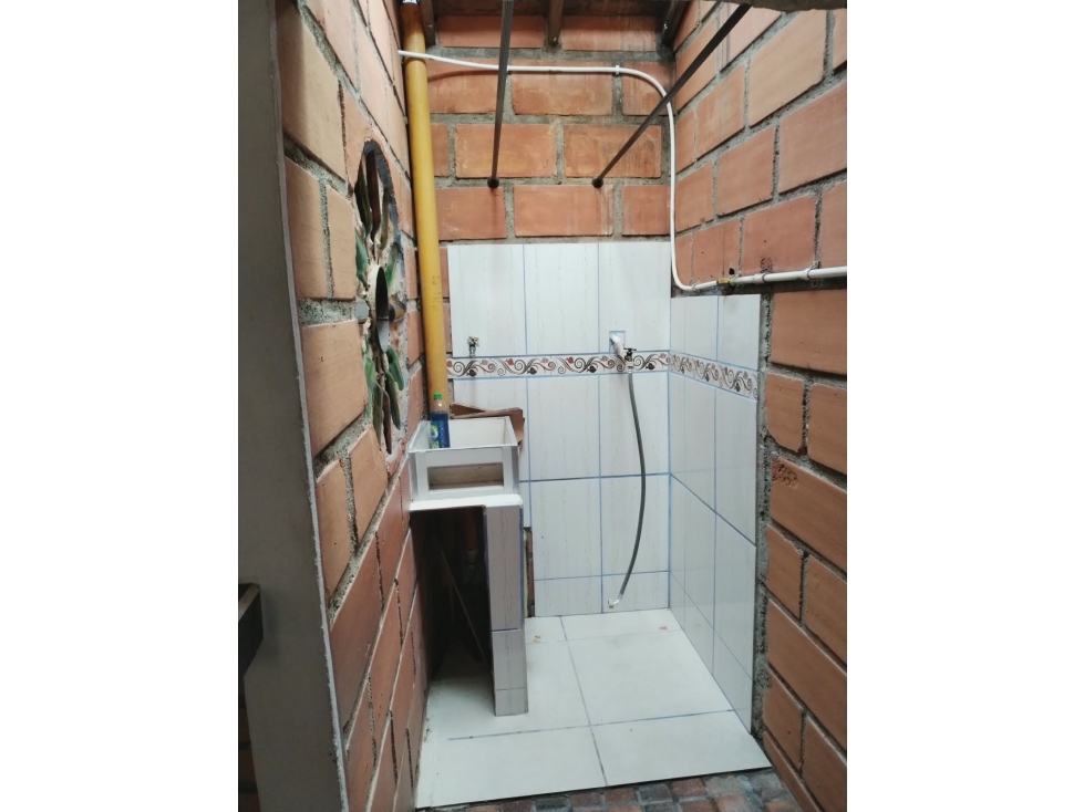 CASA DUPLEX CASTILLA CERCA HOSPITAL LA MARÍA — foto 4