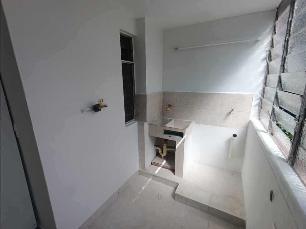 APARTAMENTO CALASANZ CERCA REFUGIO SANTA ANA — foto 4