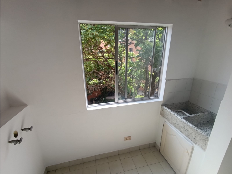 APARTAMENTO CALASANZ CERCA I.E. LA PIEDAD — foto 4
