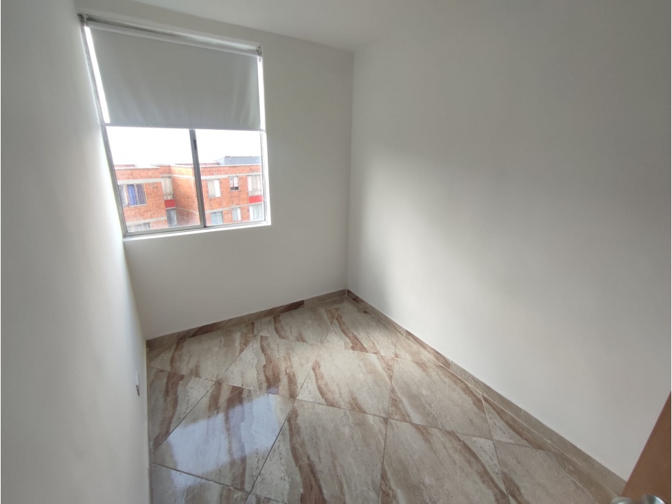 APARTAMENTO EN UNIDAD CERRADA CERCA BRISAS DE ROBLEDO — foto 5