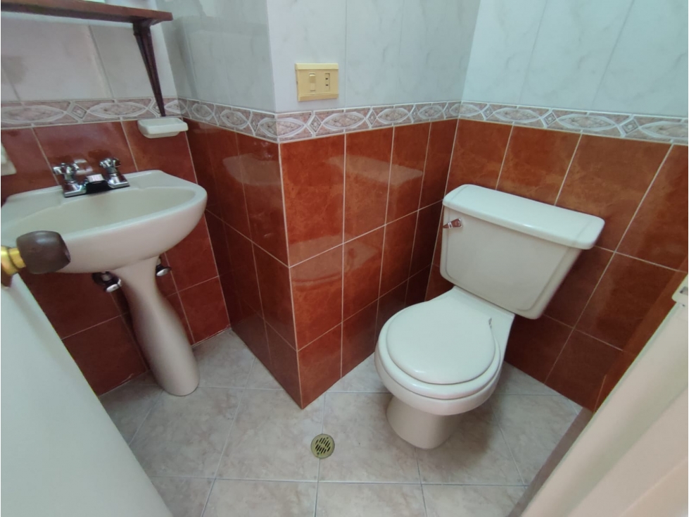 CASA UNIFAMILIAR CALASANZ CERCA REFUGIO SANTA ANA — foto 5