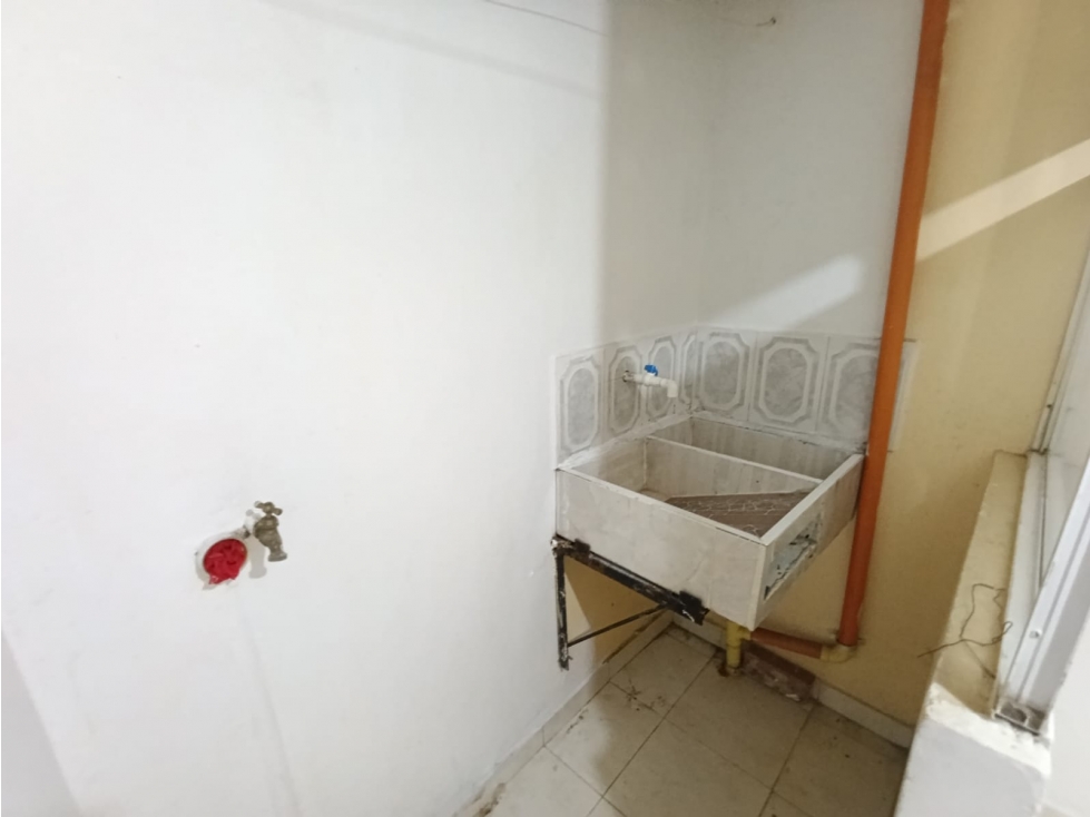 APARTAESTUDIO CALASANZ CERCA URB. CALASANIA DEL SOL — foto 5