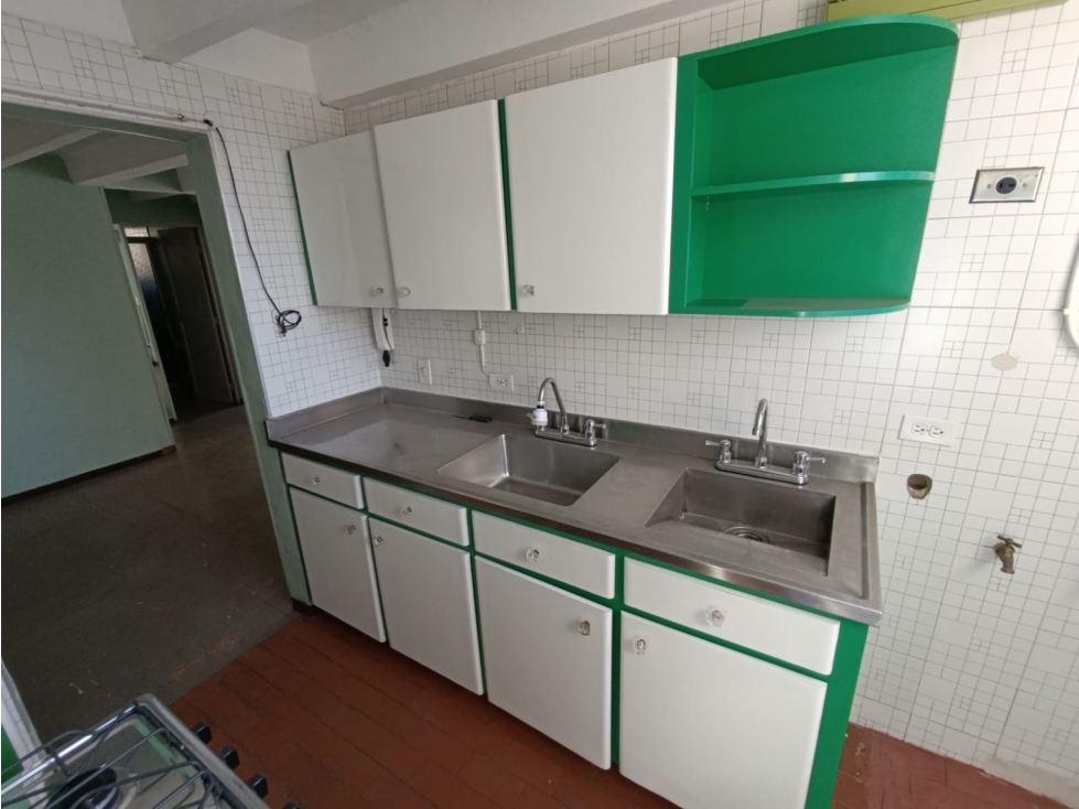 APARTAMENTO ROBLEDO CERCA HOSPITAL PABLO TOBÓN URIBE — foto 3