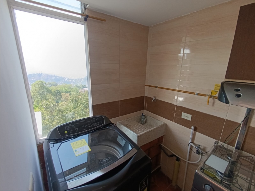 APARTAMENTO ROBLEDO A 5 MIN. EST. METROCABLE LA AURORA — foto 5