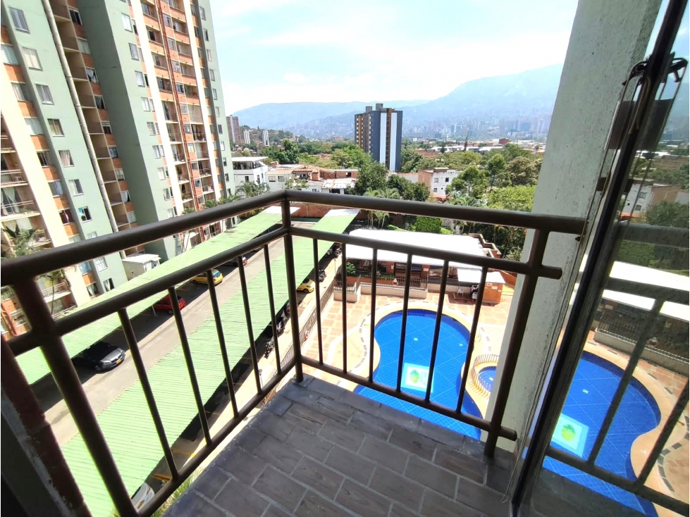 APARTAMENTO ITAGUI CERCA PARQUE CHIMENEAS — foto 3