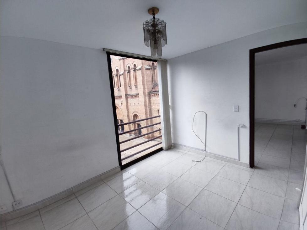 APARTAMENTO LA CANDELARIA CERCA PARQUE DE BOLIVAR — foto 5
