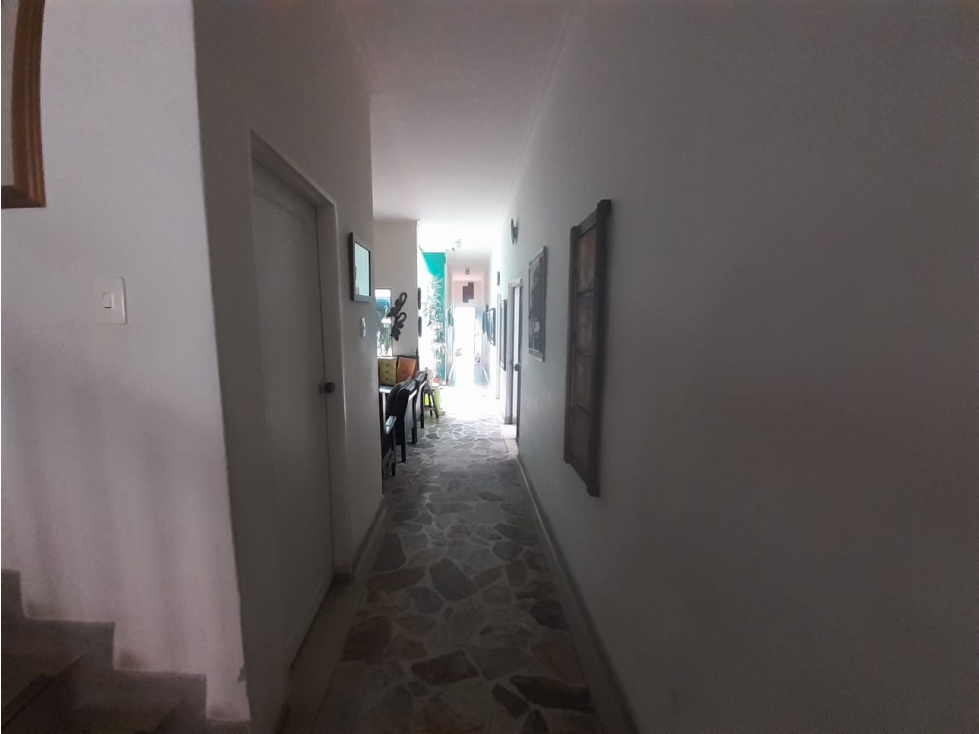 CASA CALASANZ CERCA MALL MIXY — foto 4