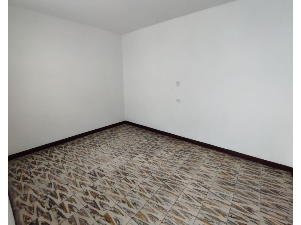 CASA ARANJUEZ CERCA I.E. JOSÉ EUSEBIO CARO — foto 4