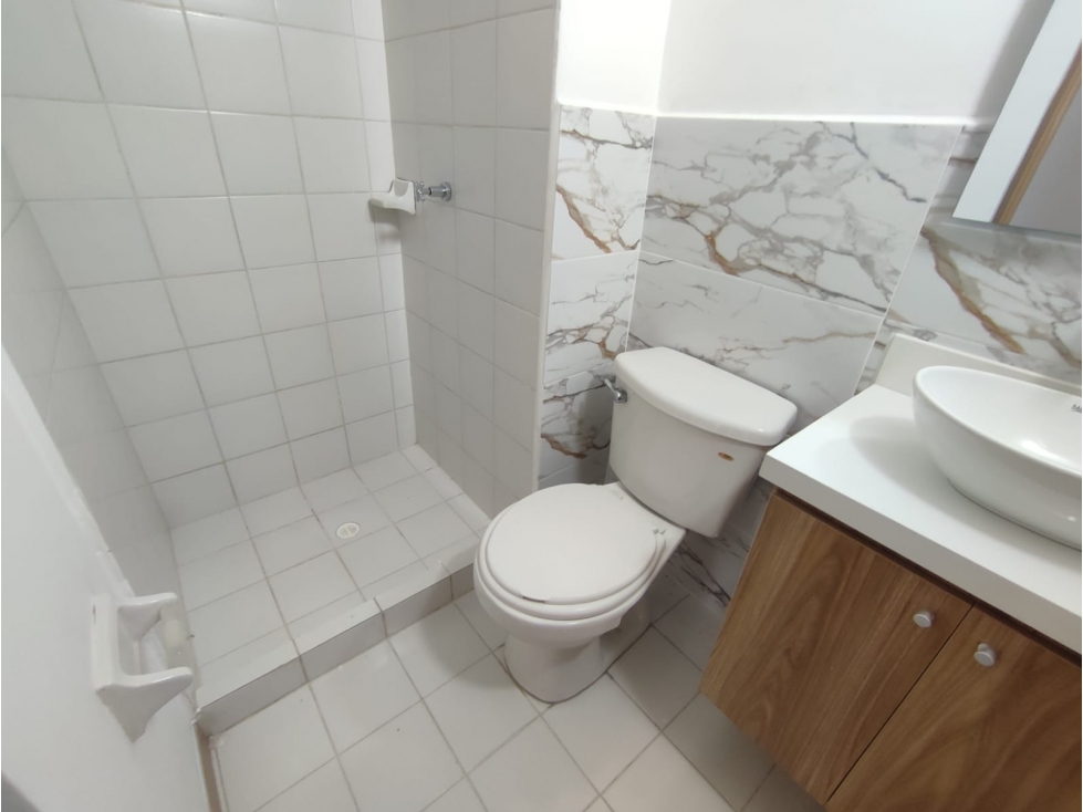 APARTAMENTO EN UNIDAD CERRADA CERCA BRISAS DE ROBLEDO — foto 4
