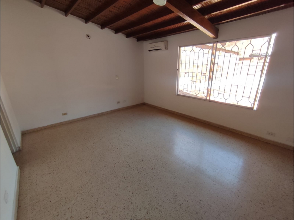 CASA UNIFAMILIAR CALASANZ CERCA REFUGIO SANTA ANA — foto 6