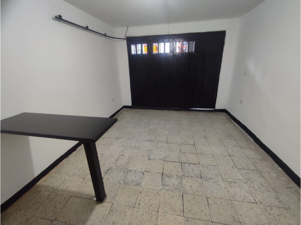 APARTAESTUDIO CERCA I.E. TOMÁS CARRASQUILLA — foto 4