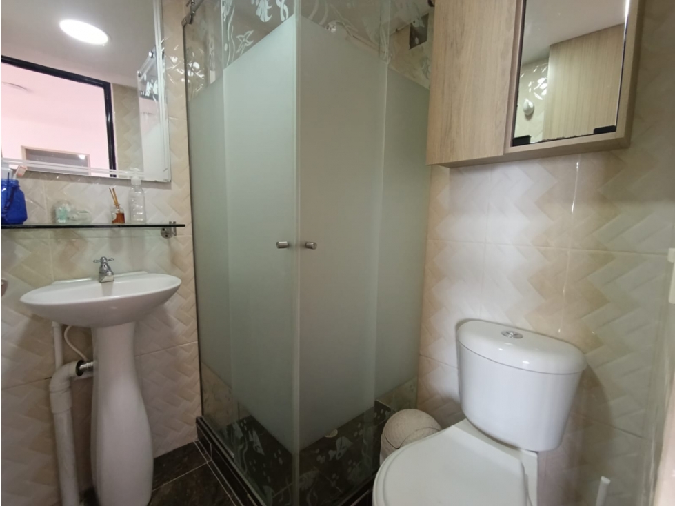 APARTAMENTO ROBLEDO A 5 MIN. EST. METROCABLE LA AURORA — foto 6