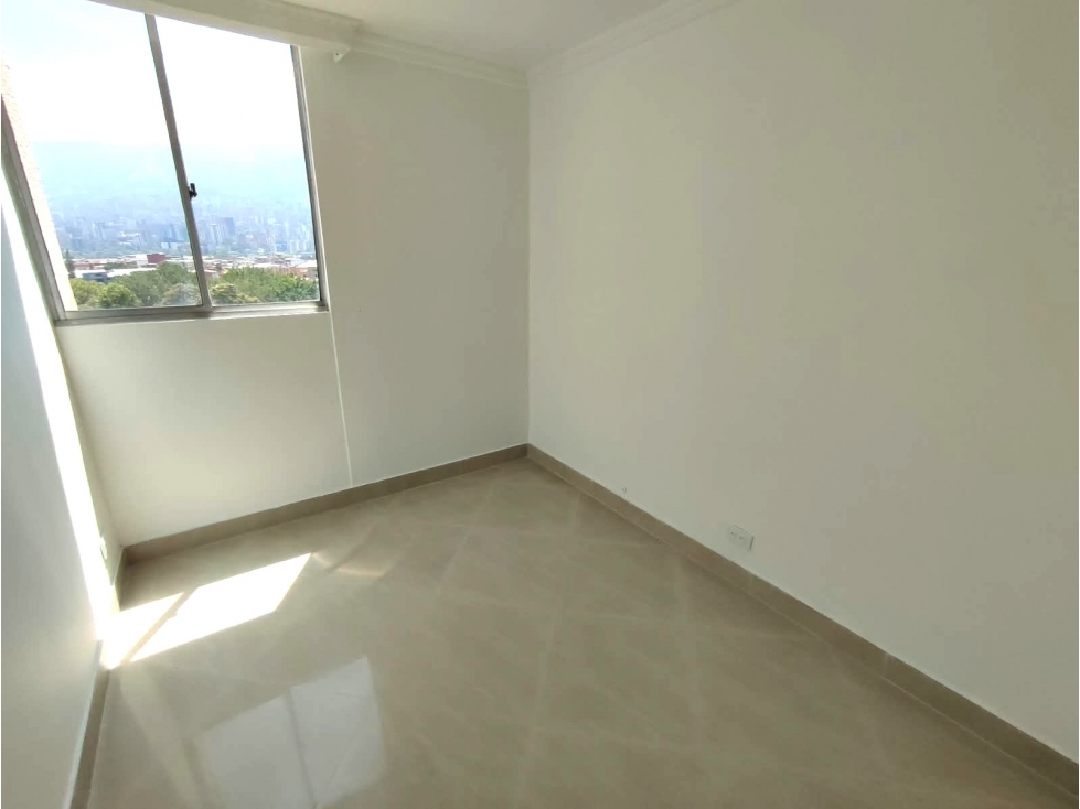 APARTAMENTO ITAGUI CERCA PARQUE CHIMENEAS — foto 4