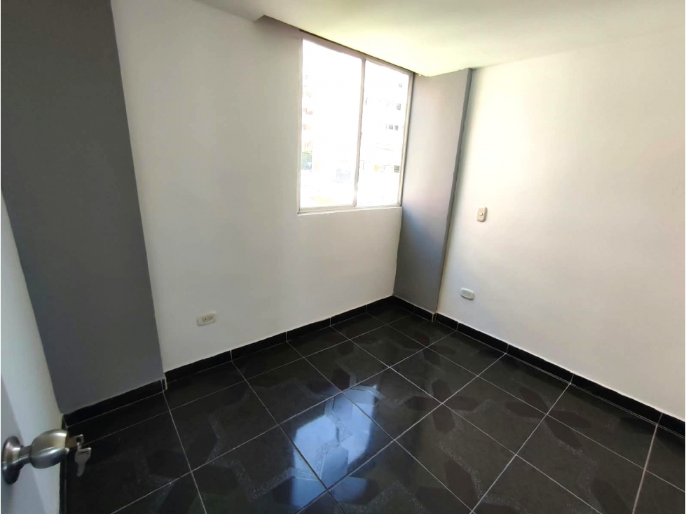 APARTAMENTO ROBLEDO CERCA UVA LOS GUAYACANES — foto 5