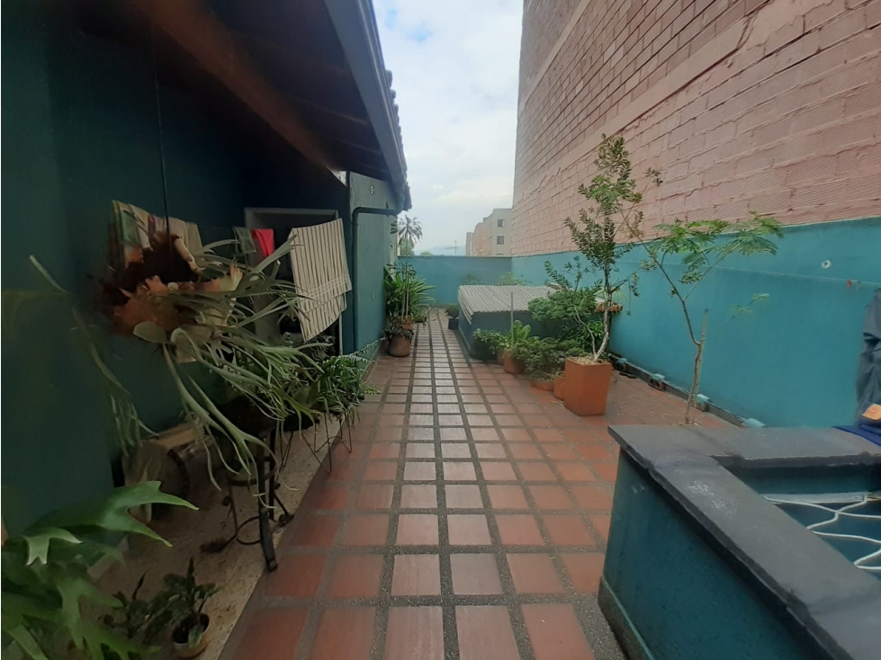 CASA CALASANZ CERCA MALL MIXY — foto 5