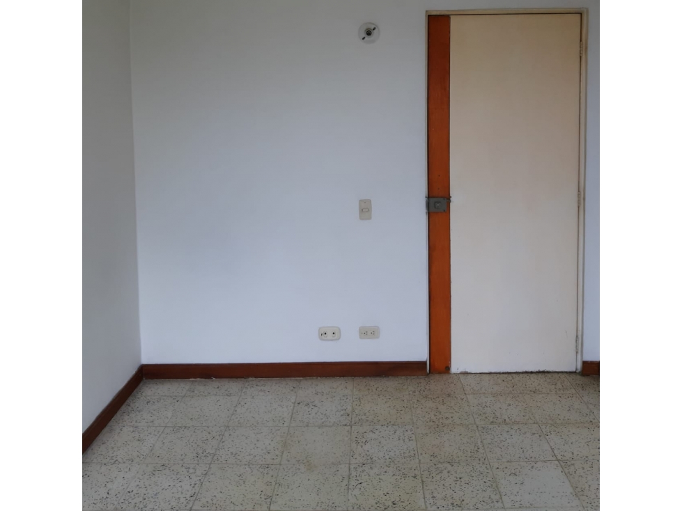 APARTAMENTO ROBLEDO A 5 MIN. COLEGIO FERRINI — foto 6