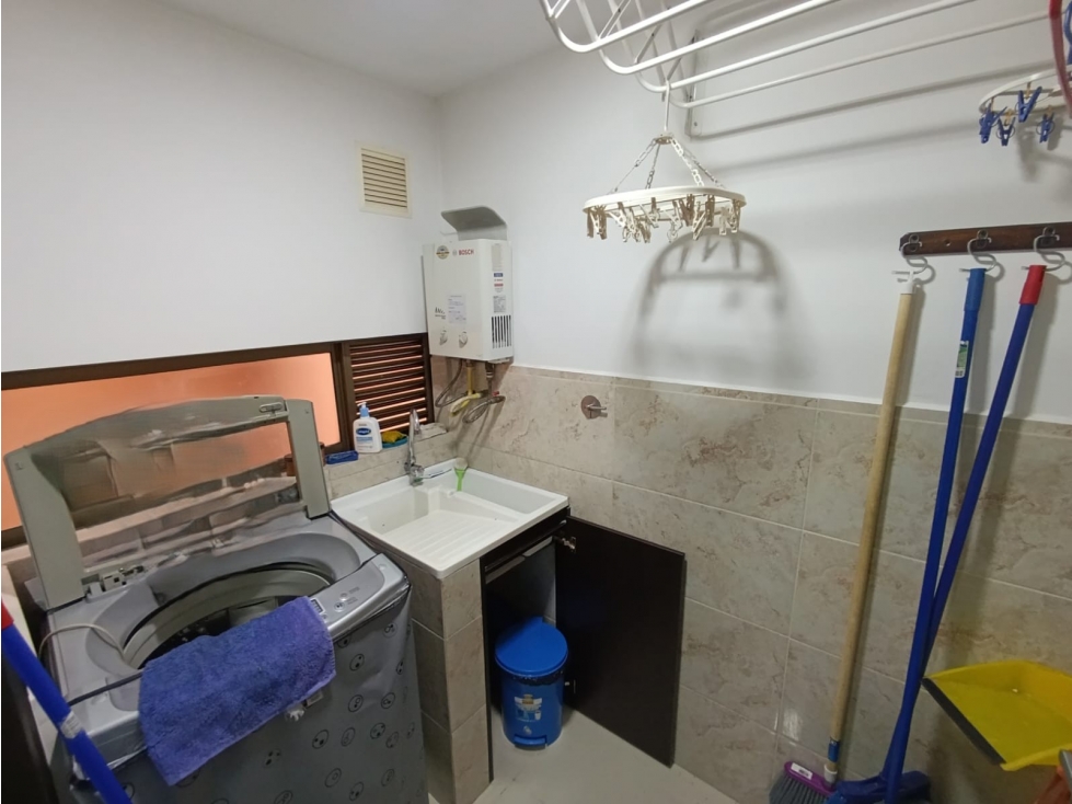 APARTAMENTO ROBLEDO CERCA INST. UNIVERSITARIA PASCUAL BRAVO — foto 6