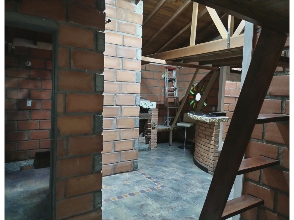 CASA DUPLEX CASTILLA CERCA HOSPITAL LA MARÍA — foto 6