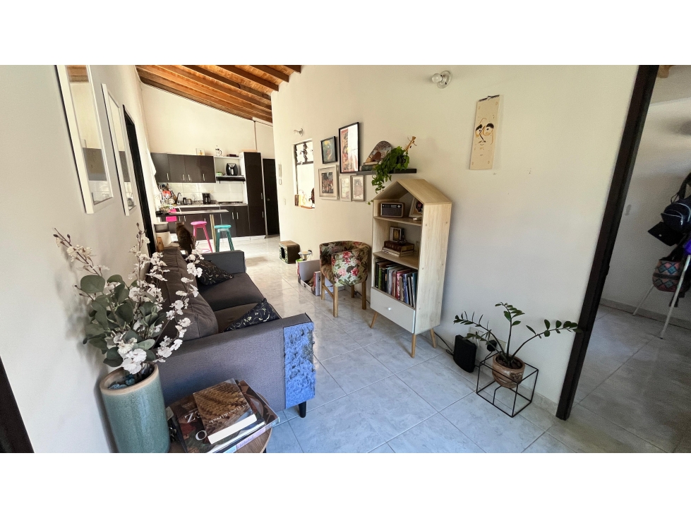 APARTAMENTO LA FLORESTA CERCA COLEGIO TERESIANO — foto 2