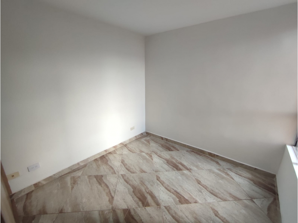 APARTAMENTO EN UNIDAD CERRADA CERCA BRISAS DE ROBLEDO — foto 6