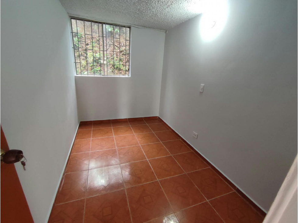 APARTAMENTO MANRIQUE CERCA PALOS VERDES — foto 6