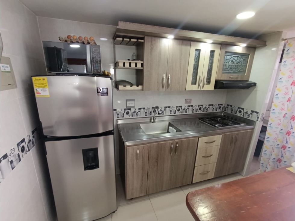 APARTAMENTO ROBLEDO CERCA EST. METROCABLE LA AURORA — foto 4