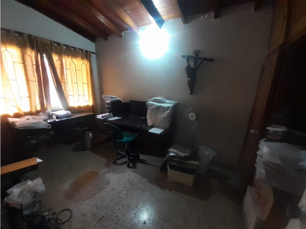 CASA CALASANZ CERCA MALL MIXY — foto 6