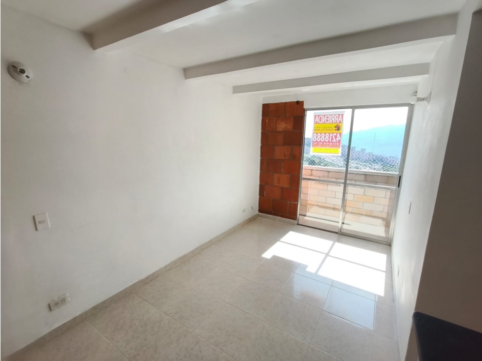 APARTAMENTO ROBLEDO CERCA 7 LUNAS
