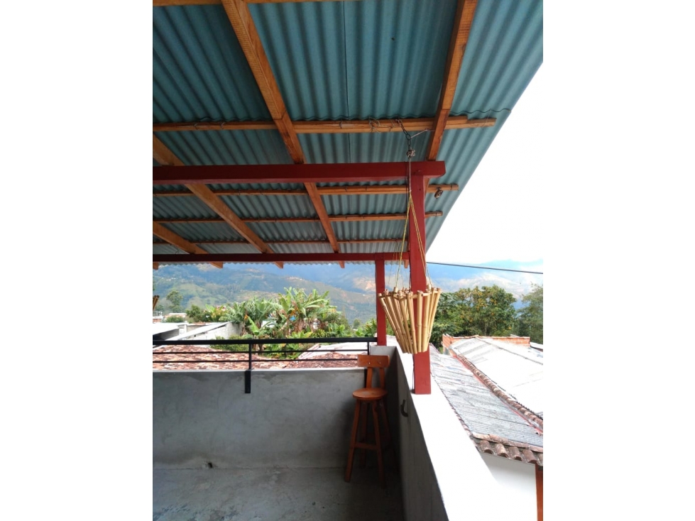 CASA DE TRES NIVELES CON LOCAL COMERCIAL EN FREDONIA, ANTIOQUIA — foto 6