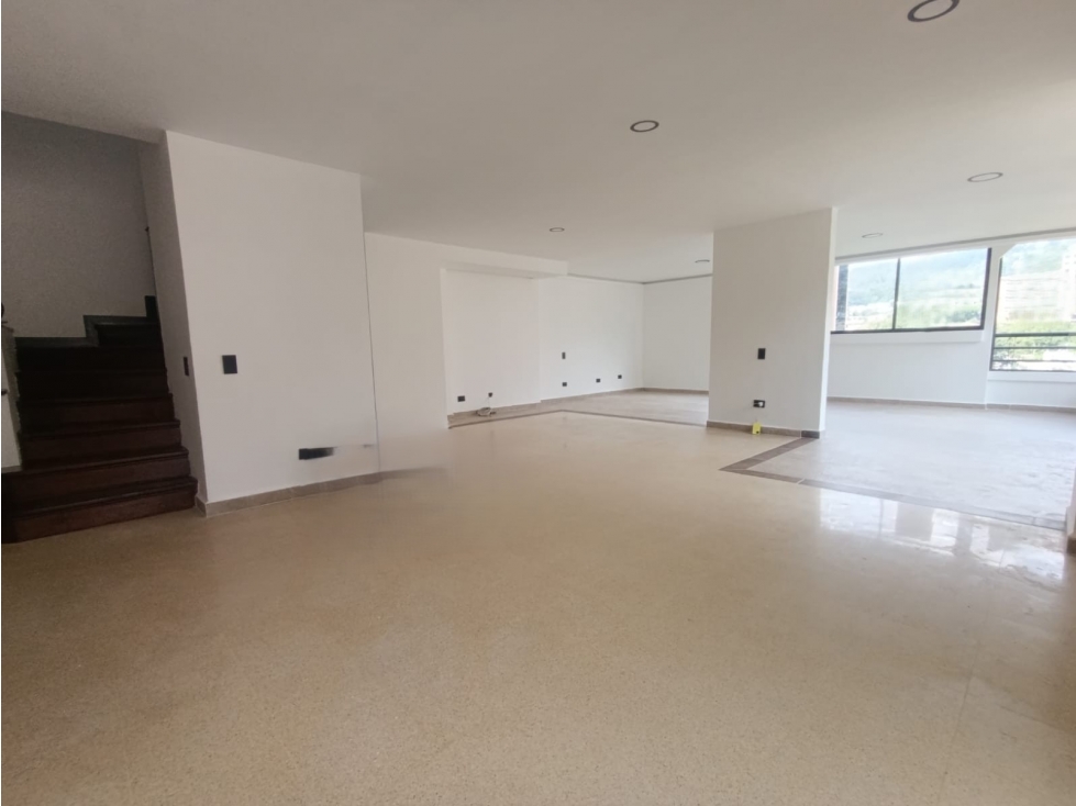 APARTAMENTO EL POBLADO CERCA UNIVERSIDAD CES
