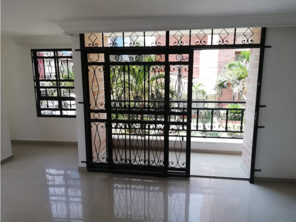 APARTAMENTO LAURELES CERCA REST. GUADALUPE — foto 4