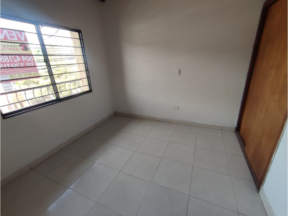 CASA ROBLEDO CERCA HOSPITAL PABLO TOBÓN URIBE — foto 3
