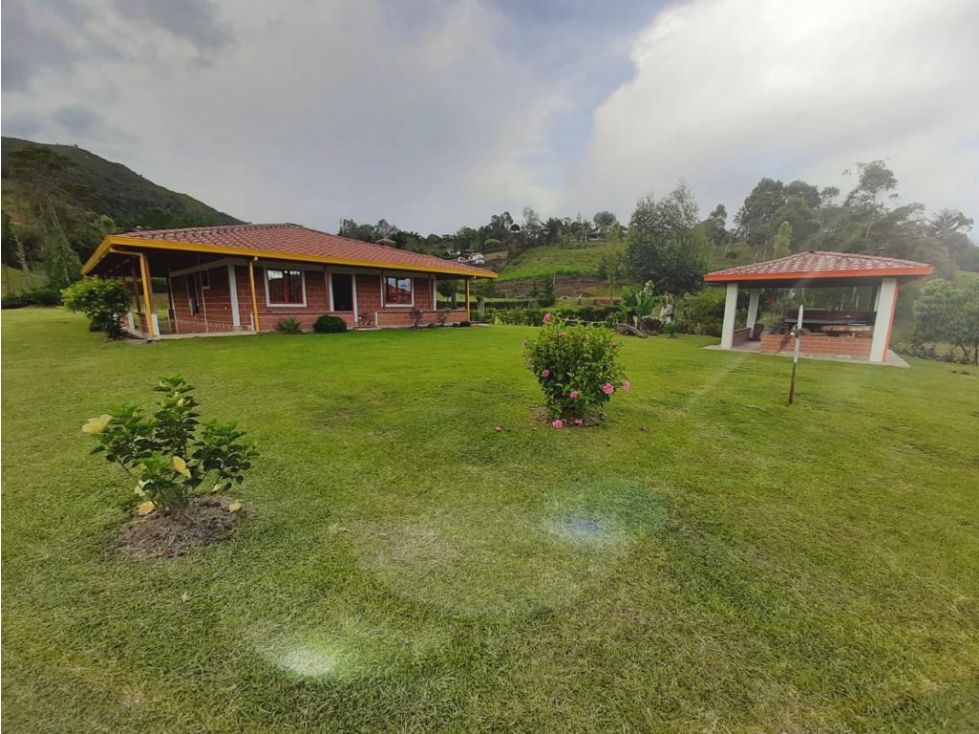 ENCANTADORA FINCA PARA LA VENTA EN GUARNE ANTIOQUIA — foto 3