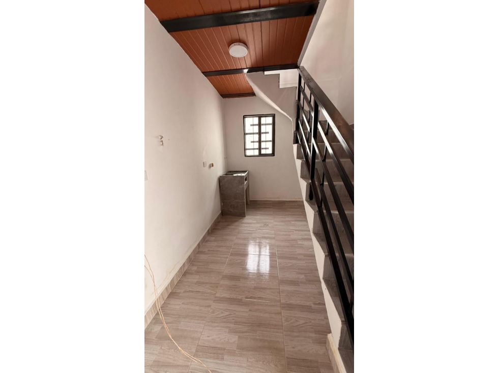 HERMOSA FINCA EN VENTA MARINILLA — foto 4