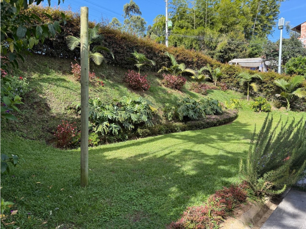 HERMOSA FINCA EN VENTA MARINILLA — foto 2
