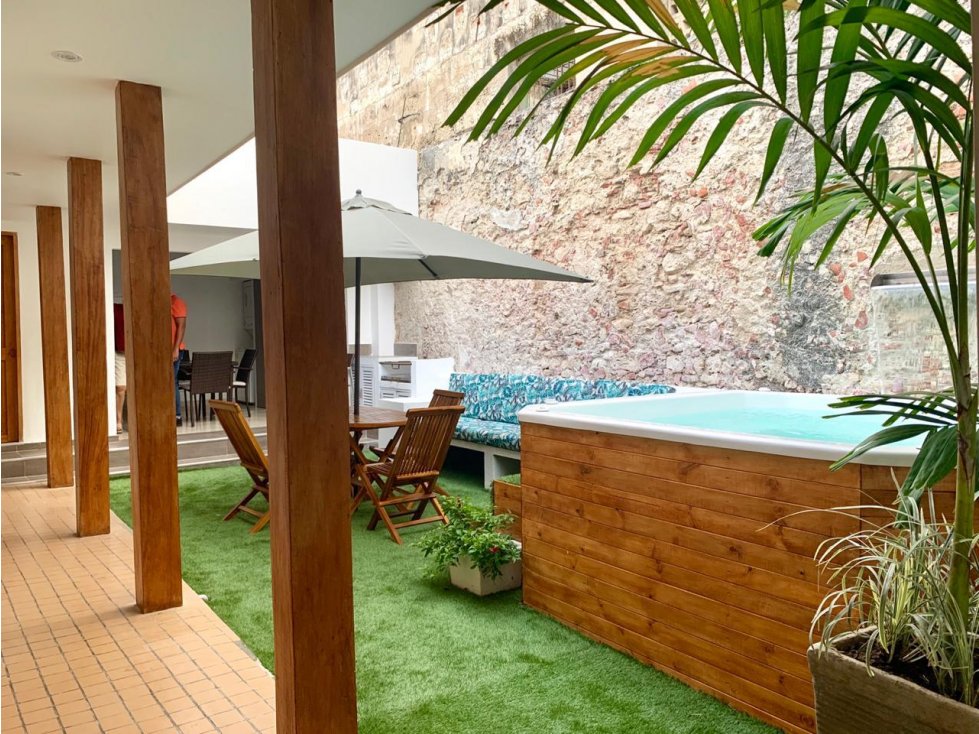 HERMOSA CASA ARRIENDO POR DIAS CIUDAD AMURALLADA - 1