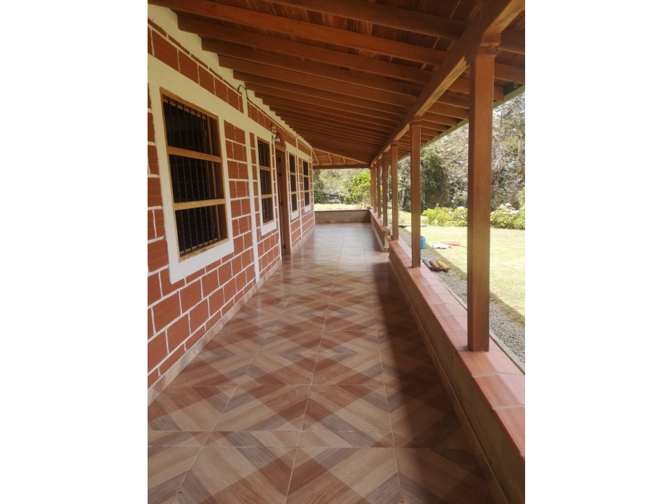 HERNMOSA CASA FINCA EN VENTA EN GUARNE - 6