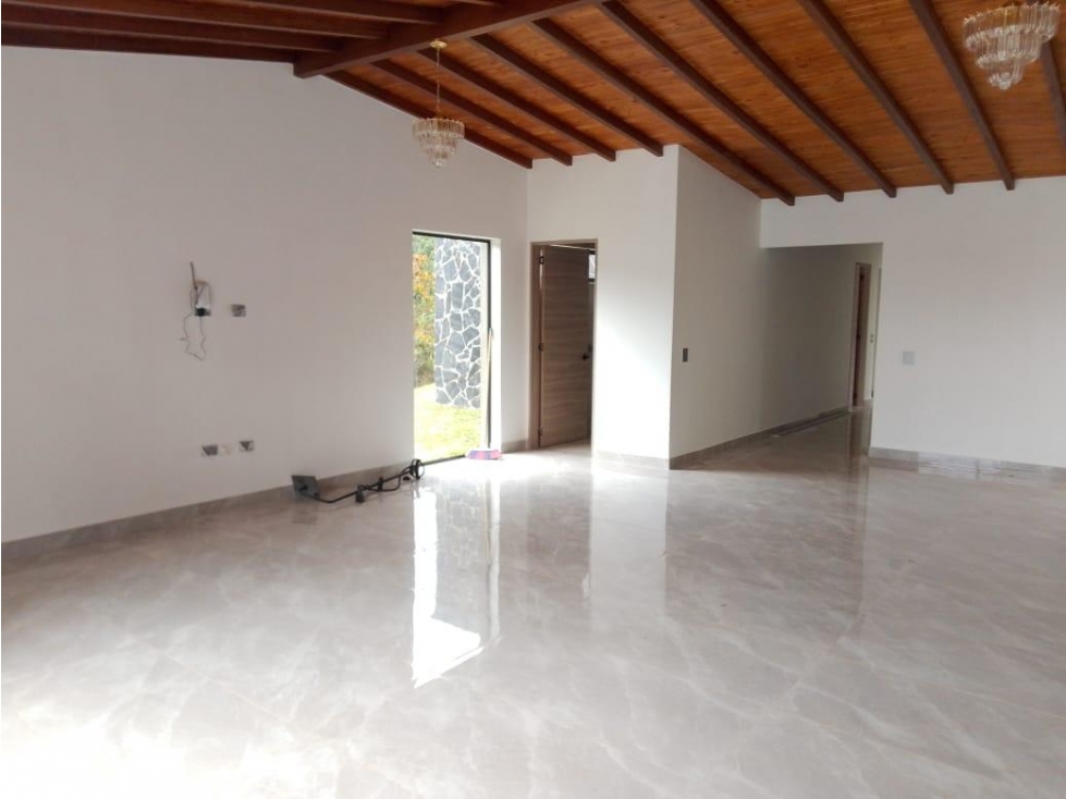 HERMOSA FINCA EN VENTA GUARNE — foto 5