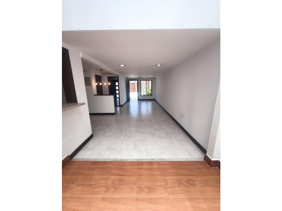 HERMOSA CASA EN VENTA SAN ANTONIO DE PEREIRA — foto 3