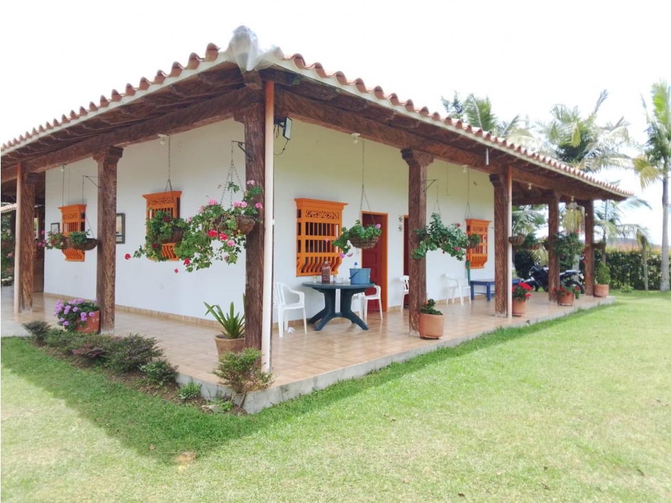 ESPECTACULAR FINCA TRADICIONAL EN VENTA CERCA A LA AUTOPISTA — foto 4