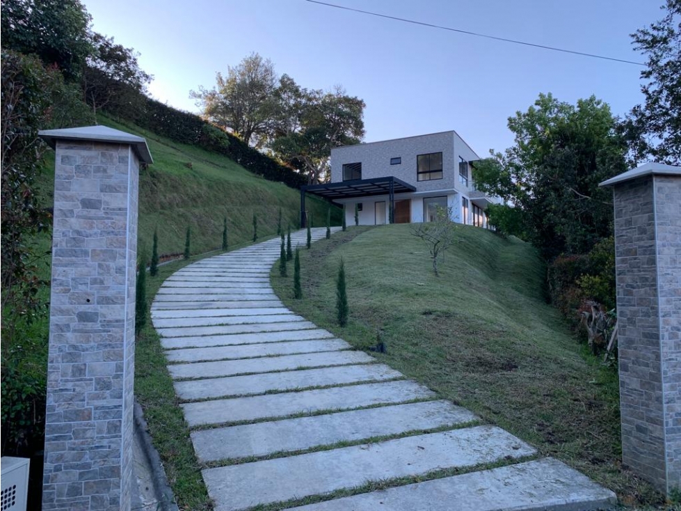 ESPECTACULAR CASA CAMPESTRE EN VENTA SAN ANTONIO DE PEREIRA